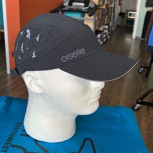 Oiselle cap OS